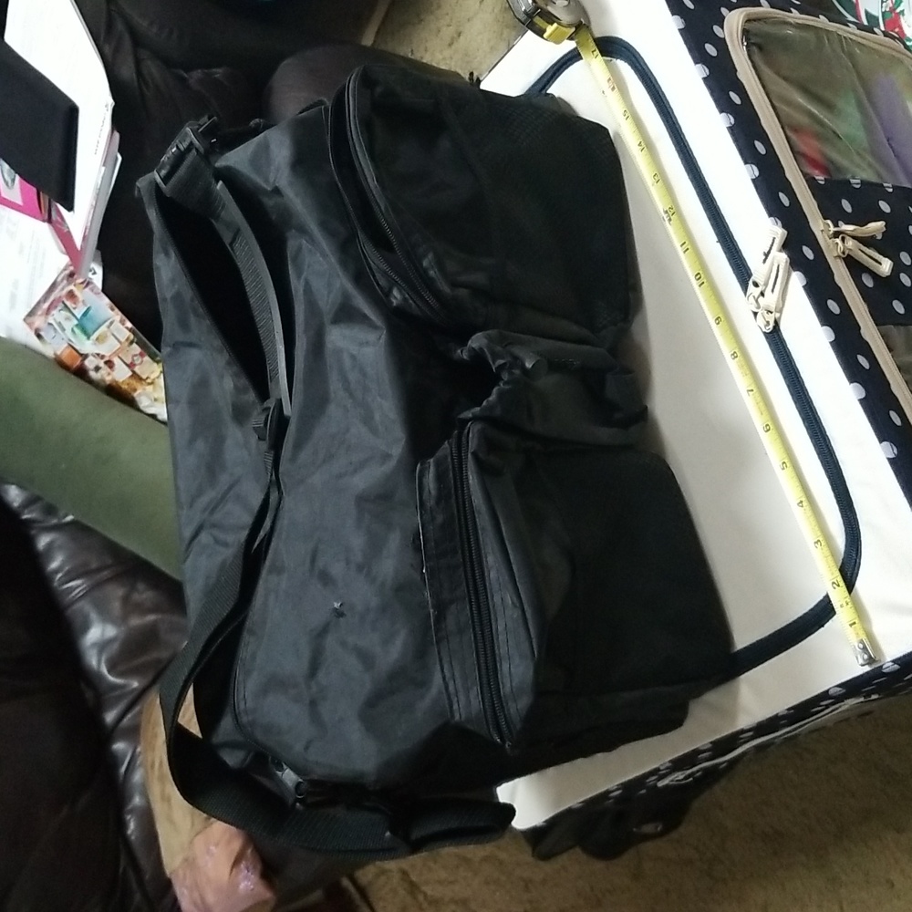 🎒NYLON DUFFEL STYLE BAG
